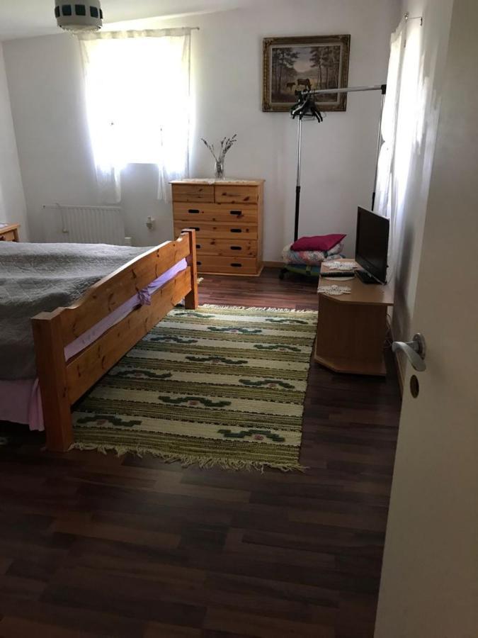 Vacker Hus I Naturen Fröseke 外观 照片