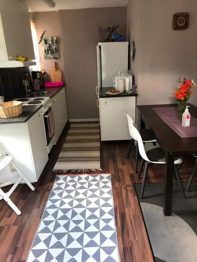 Vacker Hus I Naturen Fröseke 外观 照片